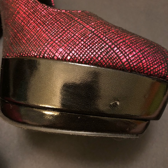 NWOB JustFab Flirty Shiny Platform Heels - Picture 7 of 8